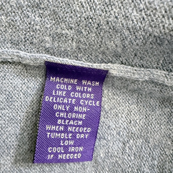 Alan Flusser Light Blue Argyle V-Neck Cashmere Sweater - Picture 3 of 4